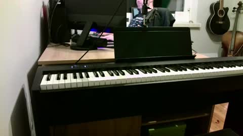 Stephan 34  Cassandra 25 online show from 05/29/26, 10:30