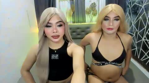 CandyGretchFrancineLuna online show from 11/26/25, 07:09