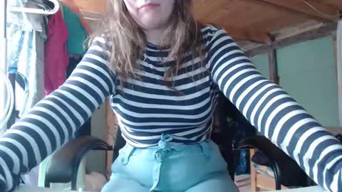 Ekye online show from 09/17/25, 05:31