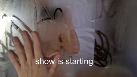 Anna online show from 01/10/26, 12:56