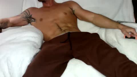 Snapshot of the_real_king_of_nv chatting on 01/06/25, 02:26 Your God online show from 01/06/25, 02:26