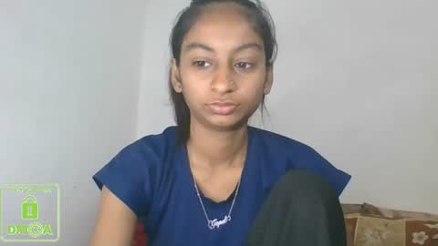 Snapshot of the_right_girl chatting on 01/23/25, 04:52 Suzan Sexy online show from 01/23/25, 04:52