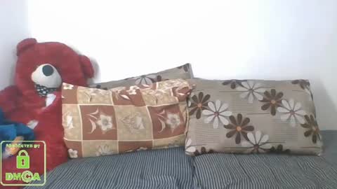 Snapshot of the_right_girl chatting on 01/30/25, 02:47 Suzan Sexy online show from 01/30/25, 02:47