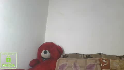 Snapshot of the_right_girl chatting on 02/08/25, 04:25 Suzan Sexy online show from 02/08/25, 04:25