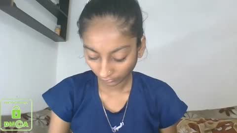 Snapshot of the_right_girl chatting on 02/16/25, 06:21 Suzan Sexy online show from 02/16/25, 06:21