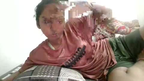 Snapshot of the_right_girl chatting on 10/27/25, 07:12 Suzan Sexy online show from 10/27/25, 07:12