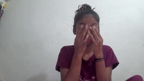 Snapshot of the_right_girl chatting on 12/01/25, 04:39 Suzan Sexy online show from 12/01/25, 04:39