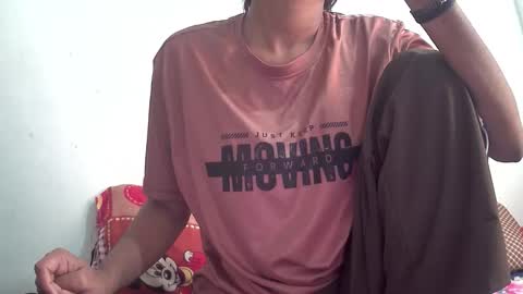 Snapshot of the_right_girl chatting on 12/14/25, 03:01 Suzan Sexy online show from 12/14/25, 03:01