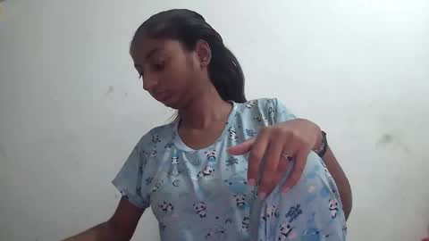 Snapshot of the_right_girl chatting on 03/01/26, 05:53 Suzan Sexy online show from 03/01/26, 05:53