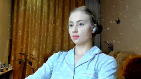 Snapshot of the_steel_magnolia_ chatting on 01/05/25, 04:16 Ally STREAMING ON TWITCH NOW Check my Twitter for updates online show from 01/05/25, 04:16