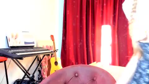 Snapshot of the_steel_magnolia_ chatting on 02/12/25, 10:24 Ally STREAMING ON TWITCH NOW Check my Twitter for updates online show from 02/12/25, 10:24