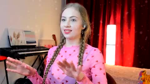 Snapshot of the_steel_magnolia_ chatting on 02/14/25, 10:14 Ally STREAMING ON TWITCH NOW Check my Twitter for updates online show from 02/14/25, 10:14