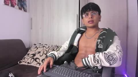 Snapshot of the_weed_guys chatting on 09/25/25, 03:54 Danny online show from 09/25/25, 03:54