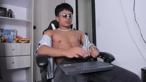 Danny online show from 11/25/25, 01:16