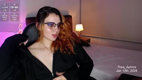 Snapshot of thea_aphros chatting on 01/12/25, 07:00 Diosa Afrodita online show from 01/12/25, 07:00