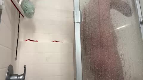 Snapshot of theamezcua98 chatting on 10/22/25, 12:27 theamezcua98 online show from 10/22/25, 12:27