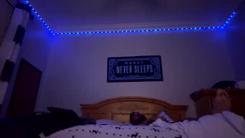 Snapshot of theamezcua98 chatting on 12/03/25, 05:26 theamezcua98 online show from 12/03/25, 05:26