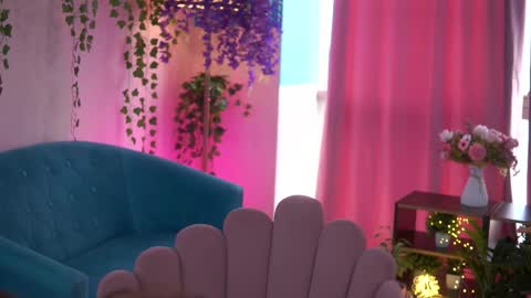 Ayana online show from 12/01/25, 10:53