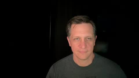 Snapshot of thebatandthecat10 chatting on 07/04/26, 06:36 ISABELLA or MATT online show from 07/04/26, 06:36