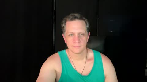 Snapshot of thebatandthecat10 chatting on 07/06/26, 06:54 ISABELLA or MATT online show from 07/06/26, 06:54