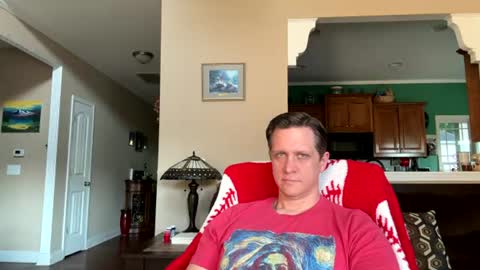 Snapshot of thebatandthecat10 chatting on 07/07/26, 12:31 ISABELLA or MATT online show from 07/07/26, 12:31