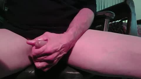 Snapshot of thebest14u chatting on 12/04/25, 01:48 thebest14u online show from 12/04/25, 01:48