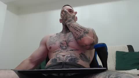 Snapshot of thebestmuscles chatting on 06/25/26, 06:12 John online show from 06/25/26, 06:12