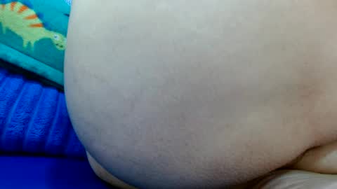 Snapshot of thebestpussyhairy chatting on 03/06/25, 09:25 Karla online show from 03/06/25, 09:25