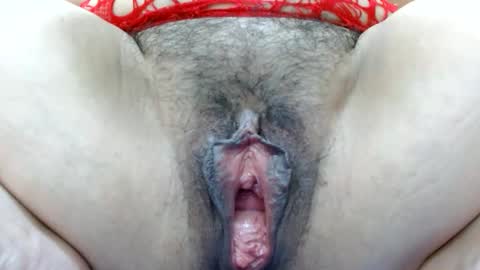 Snapshot of thebestpussyhairy chatting on 03/06/25, 11:42 Karla online show from 03/06/25, 11:42