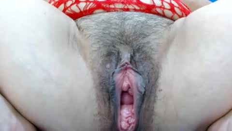 Snapshot of thebestpussyhairy chatting on 11/23/25, 10:48 Karla online show from 11/23/25, 10:48