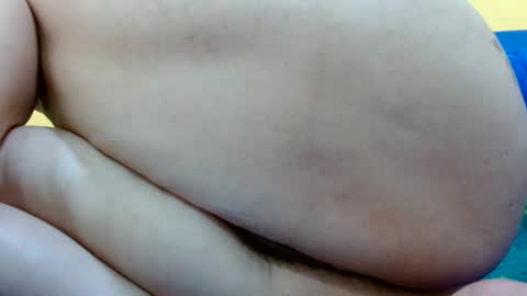 Snapshot of thebestpussyhairy chatting on 11/26/25, 11:00 Karla online show from 11/26/25, 11:00