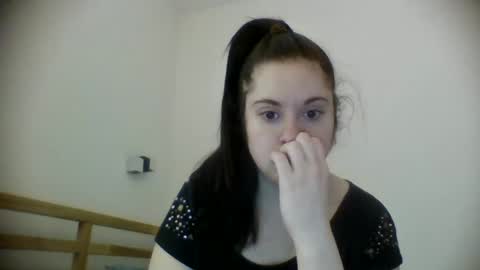 Snapshot of theblackdiamond194588 chatting on 01/08/25, 08:27 raissa online show from 01/08/25, 08:27