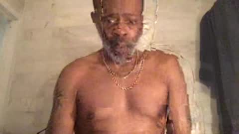 Snapshot of theblacklordmaster chatting on 01/08/25, 02:35 theblacklordmaster online show from 01/08/25, 02:35