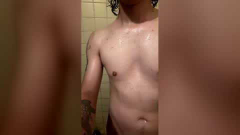 Snapshot of thebonelessboy chatting on 02/21/26, 07:09 The Boneless Boy online show from 02/21/26, 07:09