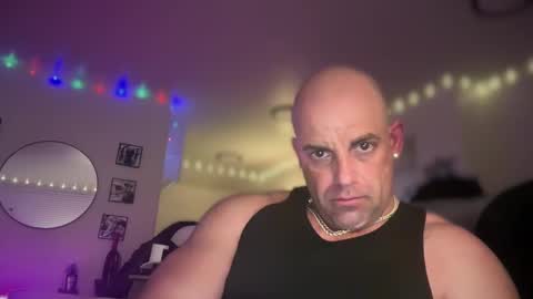 Snapshot of thebuzz777 chatting on 01/04/25, 09:21 theBuzz777 online show from 01/04/25, 09:21