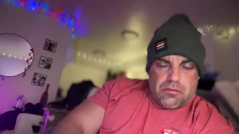 Snapshot of thebuzz777 chatting on 02/05/25, 08:43 theBuzz777 online show from 02/05/25, 08:43