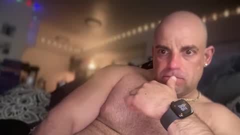 Snapshot of thebuzz777 chatting on 02/20/25, 10:27 theBuzz777 online show from 02/20/25, 10:27