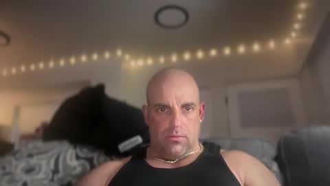 Snapshot of thebuzz777 chatting on 02/27/25, 09:43 theBuzz777 online show from 02/27/25, 09:43