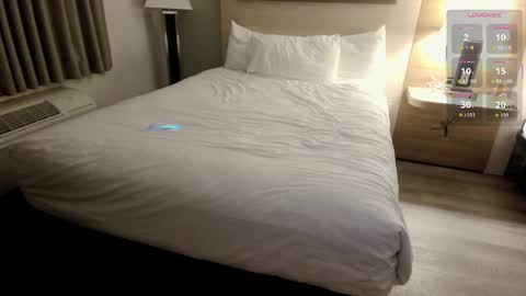 Snapshot of thecarrguyy chatting on 12/21/25, 08:10 Thatcarrguyy online show from 12/21/25, 08:10