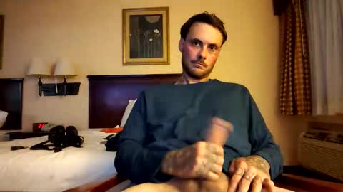 thecoryhall9109 online show from 10/26/25, 08:42