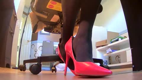 Snapshot of thecowboy_74 chatting on 10/12/25, 02:38 thecowboy_74 online show from 10/12/25, 02:38