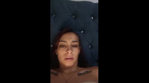 Snapshot of thecrazy_couple chatting on 12/27/24, 09:50 Amber online show from 12/27/24, 09:50