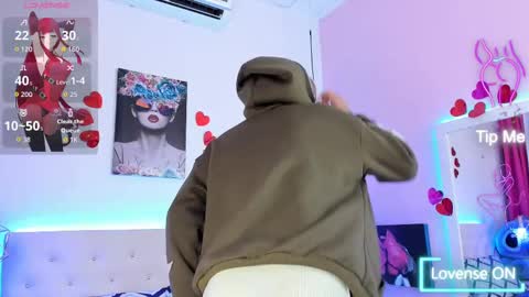 ethan online show from 10/28/25, 08:11