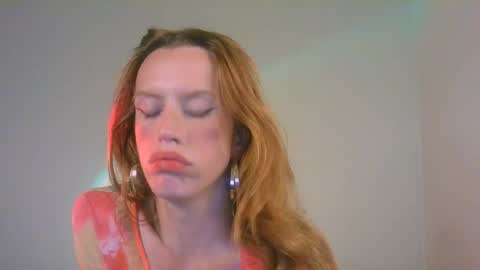 Snapshot of thedollxxxperience chatting on 12/01/24, 07:36 Yolanda online show from 12/01/24, 07:36