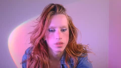 Snapshot of thedollxxxperience chatting on 12/29/24, 08:04 Yolanda online show from 12/29/24, 08:04