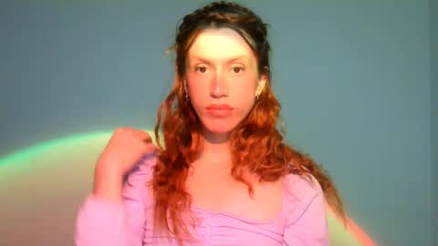 Snapshot of thedollxxxperience chatting on 02/13/25, 04:17 Yolanda online show from 02/13/25, 04:17