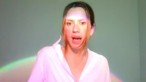 Snapshot of thedollxxxperience chatting on 02/21/25, 06:37 Yolanda online show from 02/21/25, 06:37