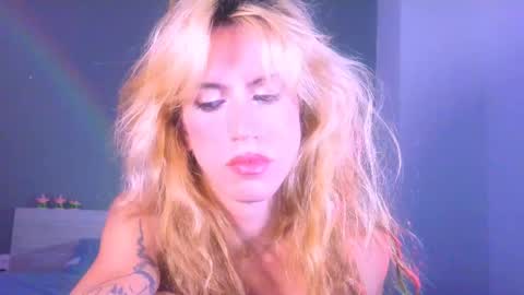 Snapshot of thedollxxxperience chatting on 05/12/26, 04:26 Yolanda online show from 05/12/26, 04:26