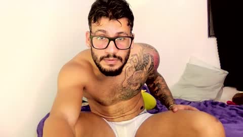 Snapshot of thedragonboyxxx chatting on 12/02/25, 05:13 thedragonboyxxx online show from 12/02/25, 05:13