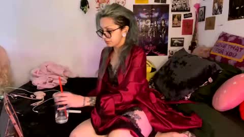 KIng Venus online show from 12/15/24, 02:30